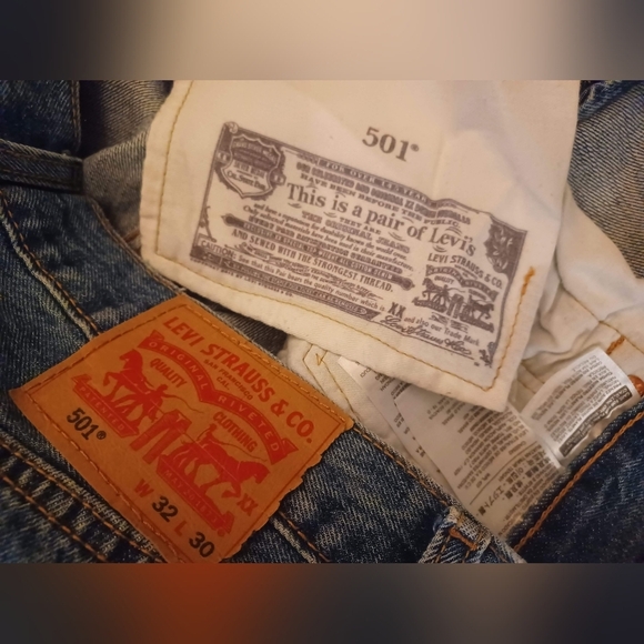 🍒 Levi's 501 Mens Button Fly Denim Jeans - Picture 5 of 5